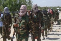 حركة الشباب الصومالية تشن هجومًا على بلدة في كينيا