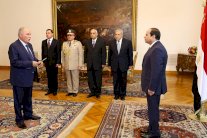 تعيين الزند وزيراً للعدل يثير غضب المصريين