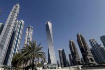 الإمارات الأولى إقليميًا في التنافسية العالمية 2015