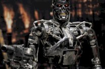 أثرياء أنصاف بشر أنصاف آلات خلال 200 سنة