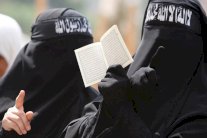 استرالية تترك ولديها للالتحاق بداعش في سوريا