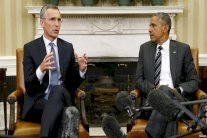 أوباما يحضّ الناتو على الوحدة ضد 