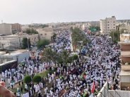 عشرات الالاف يشيعون ضحايا هجوم القديح في السعودية