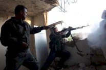 مقاتلو المعارضة يعززون وجودهم على تخوم اللاذقية وحماة