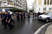 مقتل عقيد في الجيش الجزائري جراء انفجار قنبلة