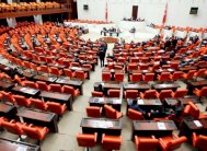 45 يوماً حاسمة أمام تركيا وسط شبح أزمة