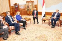 هادي يوافق على المشاركة بمؤتمر جنيف