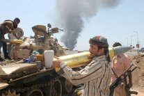 المقاومة الشعبية ترفض 