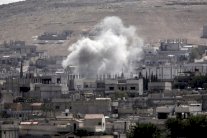 مقتل عائلة من سبعة افراد في غارات للتحالف على سوريا