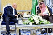 سلام يشيد بالسياسة السعودية في محاربة التطرف والإرهاب