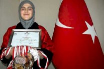 الجنسية التركية للاعبة تنس الطاولة السورية نبهان