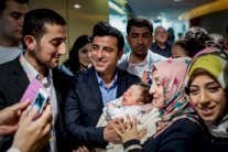 غريم اردوغان .. هل ينقذ الديمقراطية التركية؟