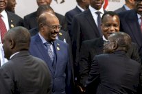 البشير... الرئيس الذي يتحدى الجنائية الدولية