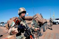 المعارضة الجزائرية للجيش.. لا تتدخلوا في السياسة