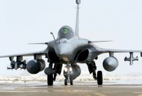 فرنسا تأمل بتوقيع عقود إضافية لبيع مقاتلة رافال