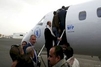 وفد المتمردين يرفض الحوار مع الحكومة اليمنية في جنيف