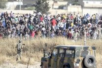 القوات الكردية تسيطر على معبر اقجه - تل ابيض