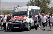 حزب تونسي يدين التضييق على رواد المقاهي في رمضان