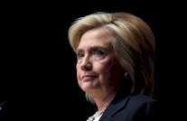 كلينتون تطالب باصلاح قانون حيازة الاسلحة