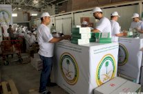 السعودية: توزيع 11 ألف وجبة إفطار على نازحي سوريا