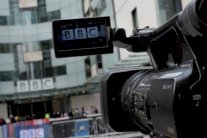 بي بي سي: 10 سنوات باقية من صلاحية الترخيص