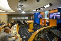  كيري جاهز للعودة الى المفاوضات 