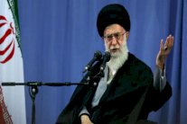 خامنئي يكرر رفضه تفتيش المواقع العسكرية الايرانية