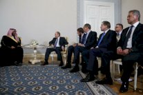 السعودية تبحث مع روسيا إقامة 16 مفاعلًا نوويًا