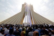 تظاهرة في طهران تطالب باتفاق نووي