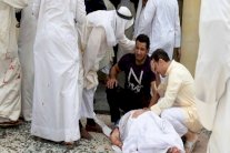 قتيلان ايرانيان في الهجوم على مسجد الكويت