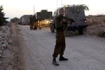 اصابة اربعة اسرائيليين باطلاق نار في الضفة الغربية