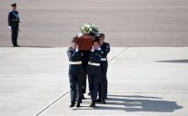 بريطانيا ستقيم نصبا تذكاريا لضحايا اعتداء تونس