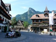 مسؤولون يطالبون الألمانيات بزي محتشم إحتراما للمسلمين