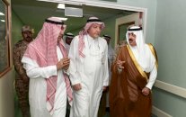 وزير الحرس الوطني يتفقد لواء الملك فيصل بالمدينة