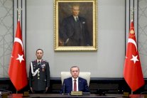  اردوغان يفتتح مسجدا ضخما داخل قصره في انقرة