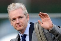 فرنسا ترفض منح أسانج لجوءًا سياسيًا على أراضيها