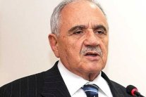 وجدي غونول وزيراً للدفاع في تركيا 