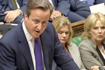 كاميرون يشاور المعارضة بخطط محاربة داعش