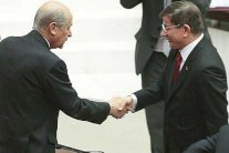 القومية ترفض المشاركة بائتلاف حكومي تركي