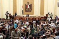 خبراء: قانون الانتخابات البرلمانية معرض للطعن ثانية