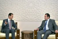 نائب فرنسي يلتقي الاسد ويدعو إلى حوار مع دمشق