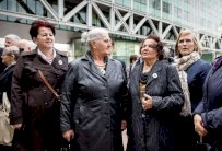 عشرات الالاف في سريبرينيتسا لاحياء ذكرى المجزرة