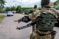 اربعة قتلى وتجدد المعارك في شرق اوكرانيا