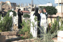 عيد تاسع للسوريين بين الكهوف والمقابر