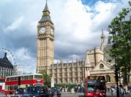 اتهام رجل بالتخطيط للهجوم على أميركيين في بريطانيا