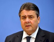 نائب ميركل يدافع في ايران عن حق اسرائيل في ضمان أمنها