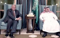 محمد بن نايف يستقبل وزير الخارجية المصري