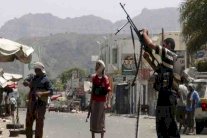 المقاومة الشعبية تستعيد السيطرة على مناطق محافظة أبين