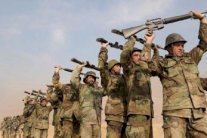 مائة جندي افغاني يستسلمون لطالبان