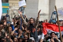 السيستاني يحذر العبادي .. لصبر المواطنين حدود!